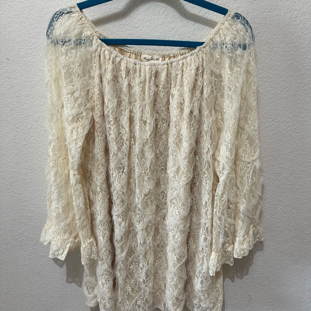 Elegant Cream Lace Women's Dress